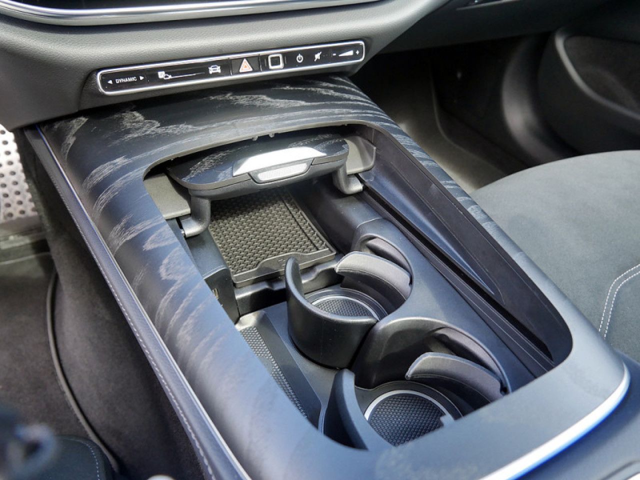 Mercedes-Benz E-Klasse – Bild 19