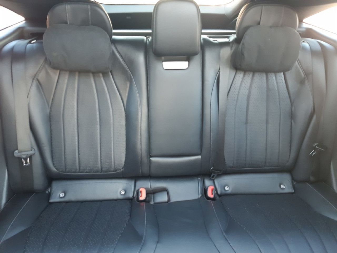 Photo du v&eacute;hicule 16 / 18