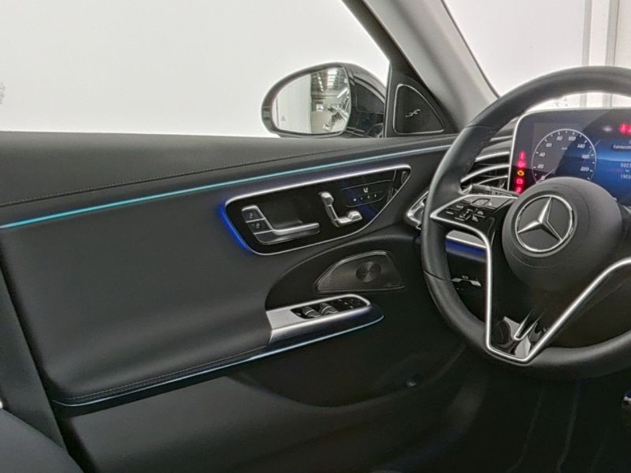 Mercedes-Benz E-Klasse – Bild 8