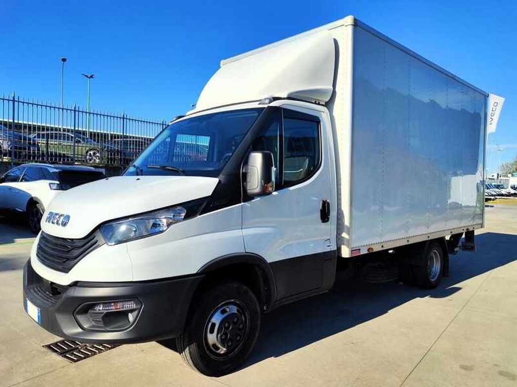 IVECO | 35C14 FURGONE CON SPONDA