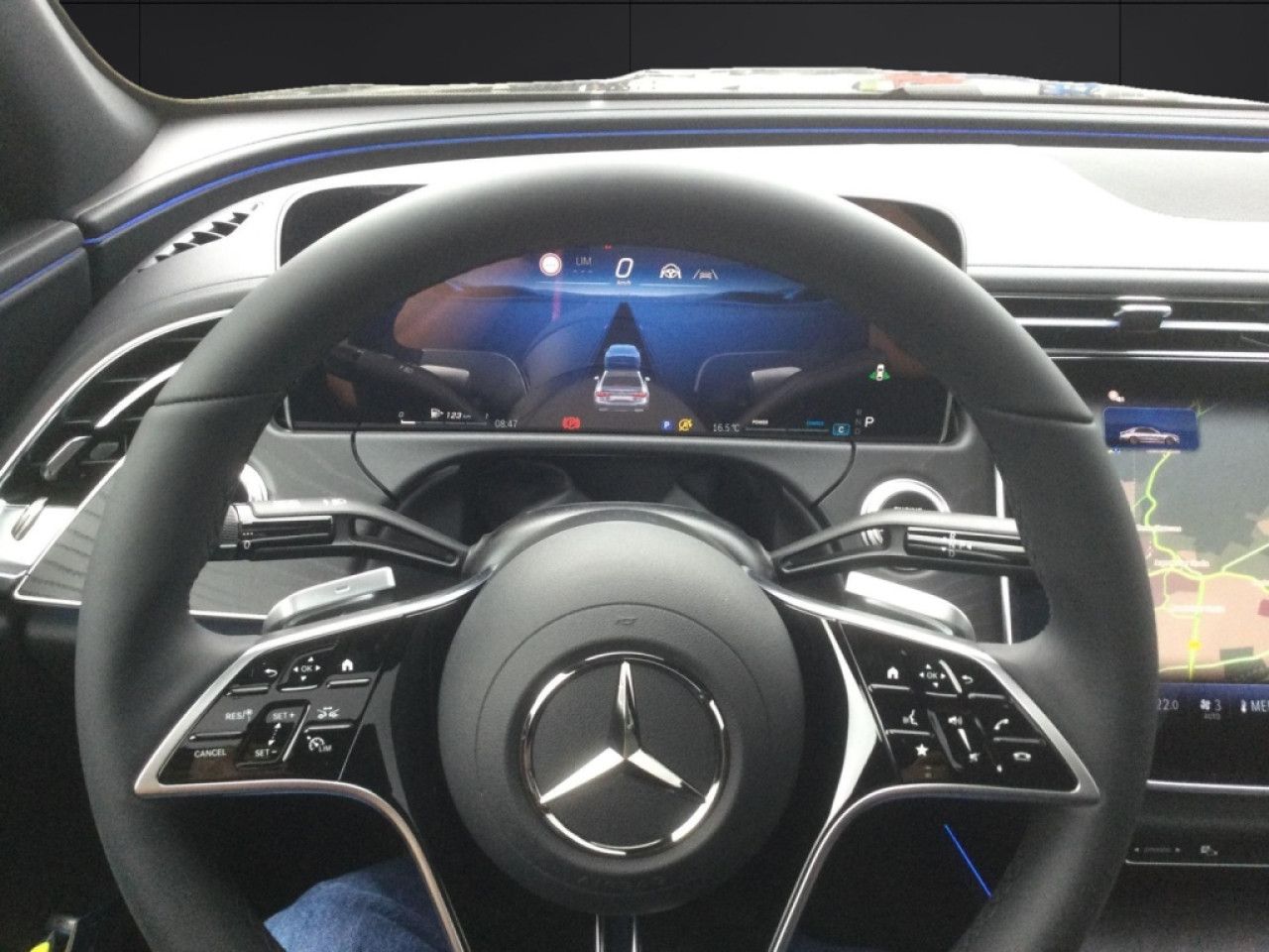 Mercedes-Benz E-Klasse – Bild 18