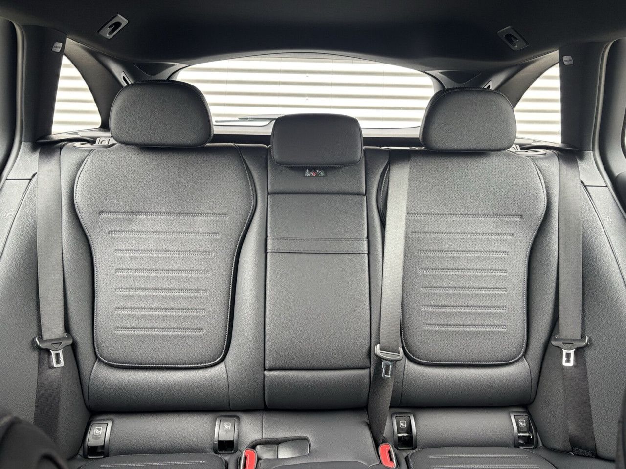 Mercedes-Benz C-Klasse – Bild 18