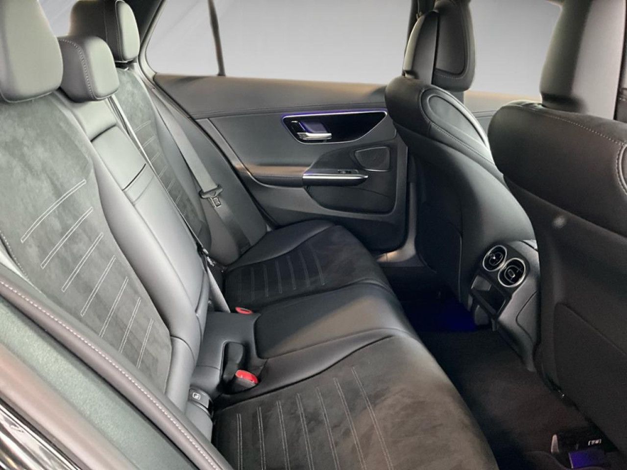 Mercedes-Benz C-Klasse – Bild 11