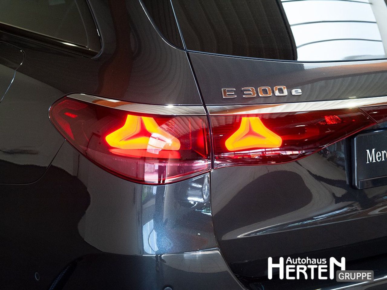 Mercedes-Benz E-Klasse – Bild 14