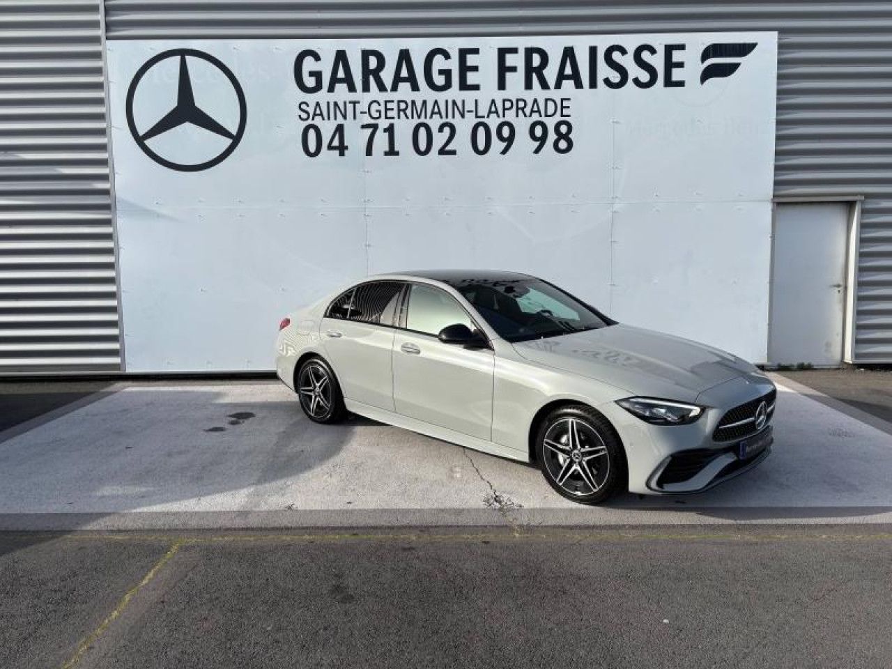 Photo du v&eacute;hicule 2 / 15