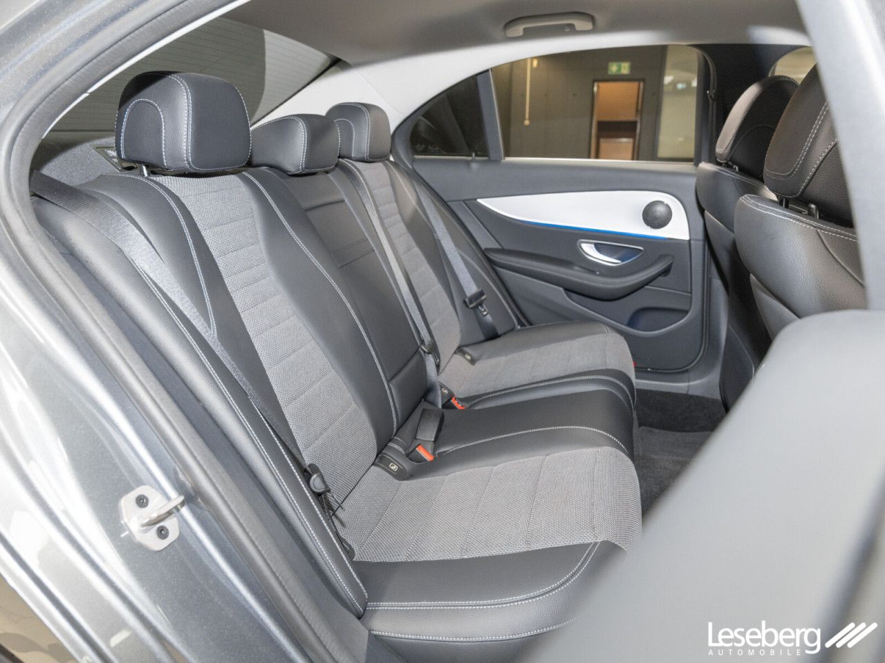 Mercedes-Benz E-Klasse – Bild 14