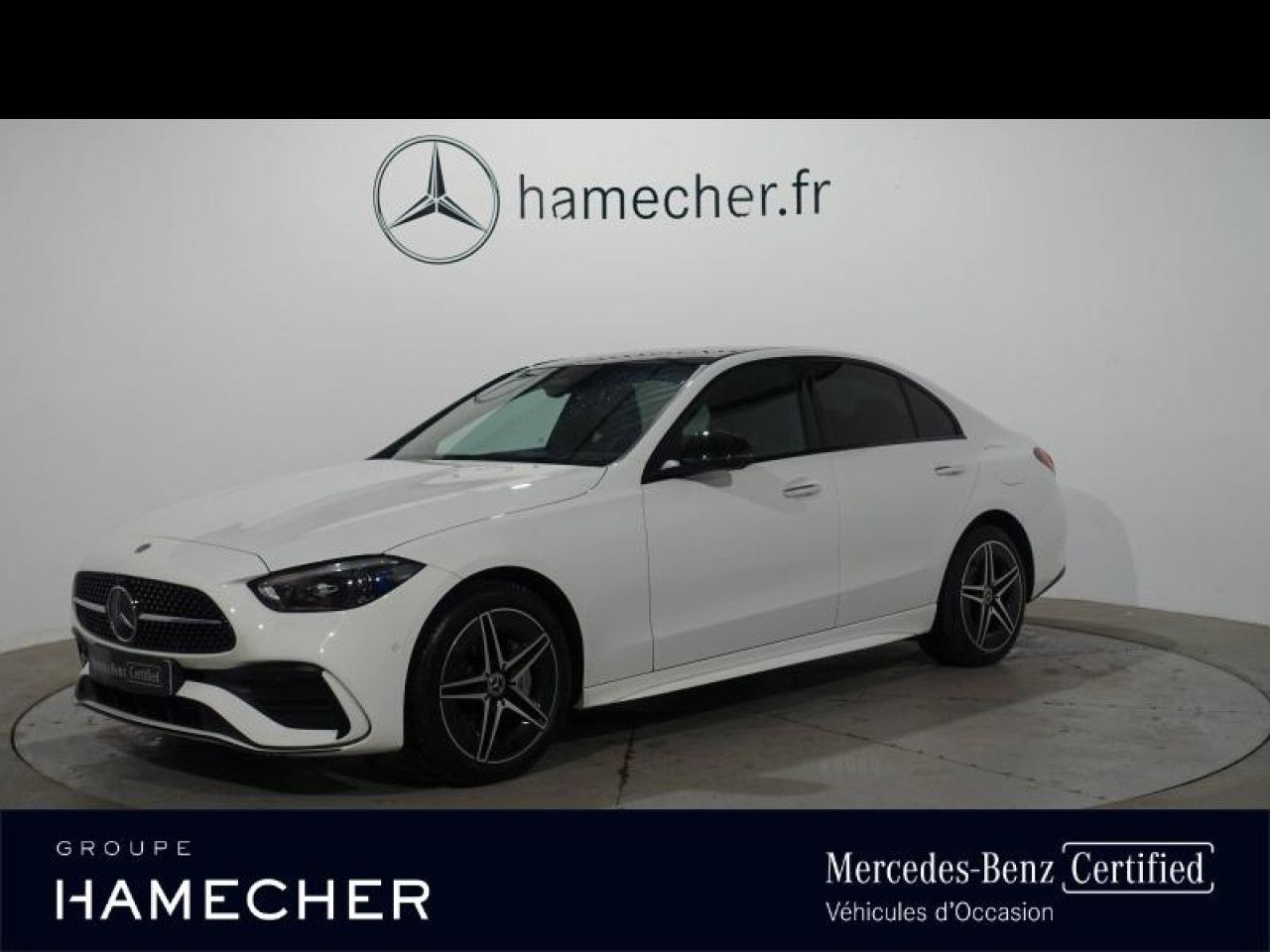 Photo du v&eacute;hicule 1 / 18