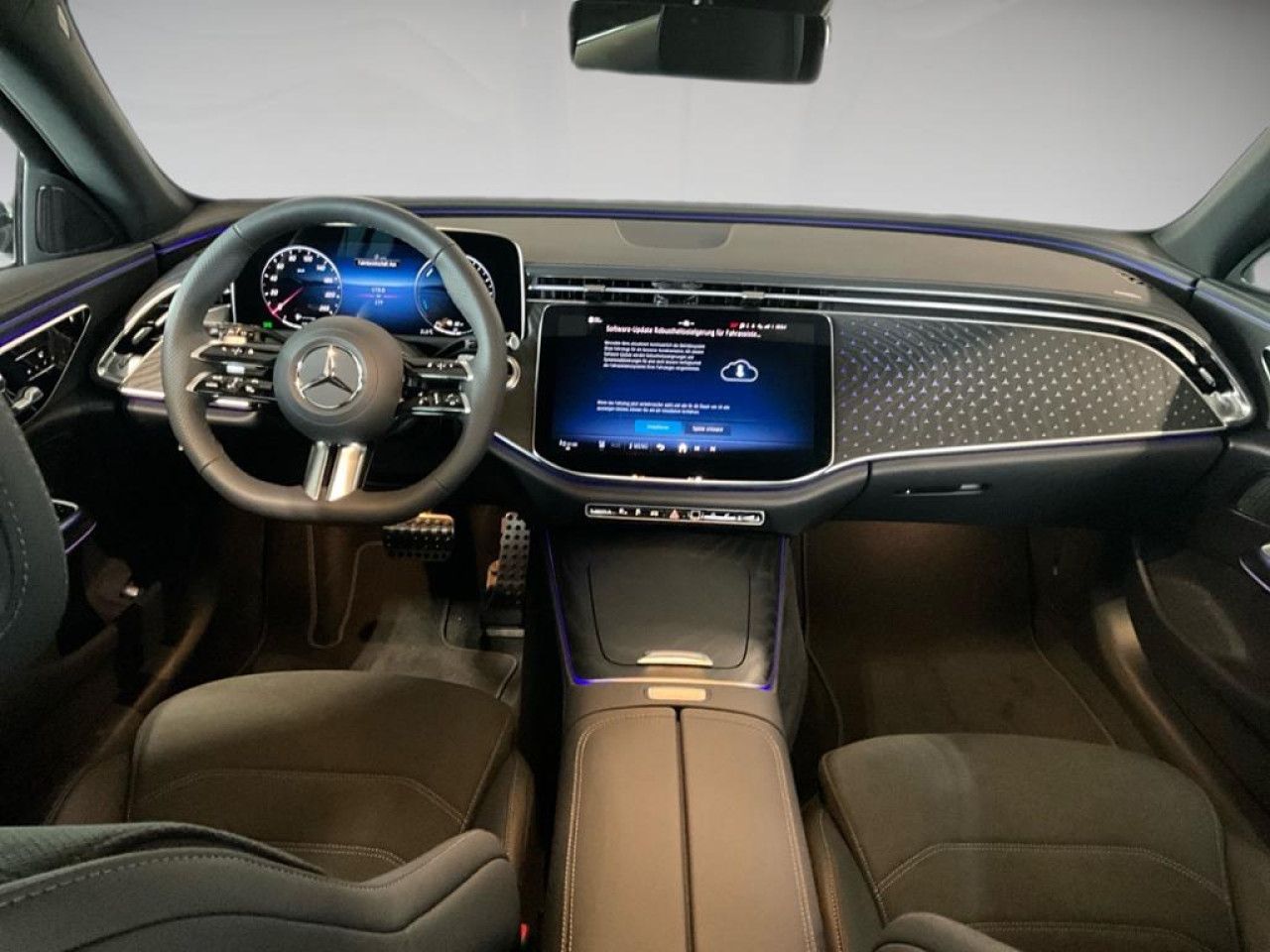 Mercedes-Benz E-Klasse – Bild 10