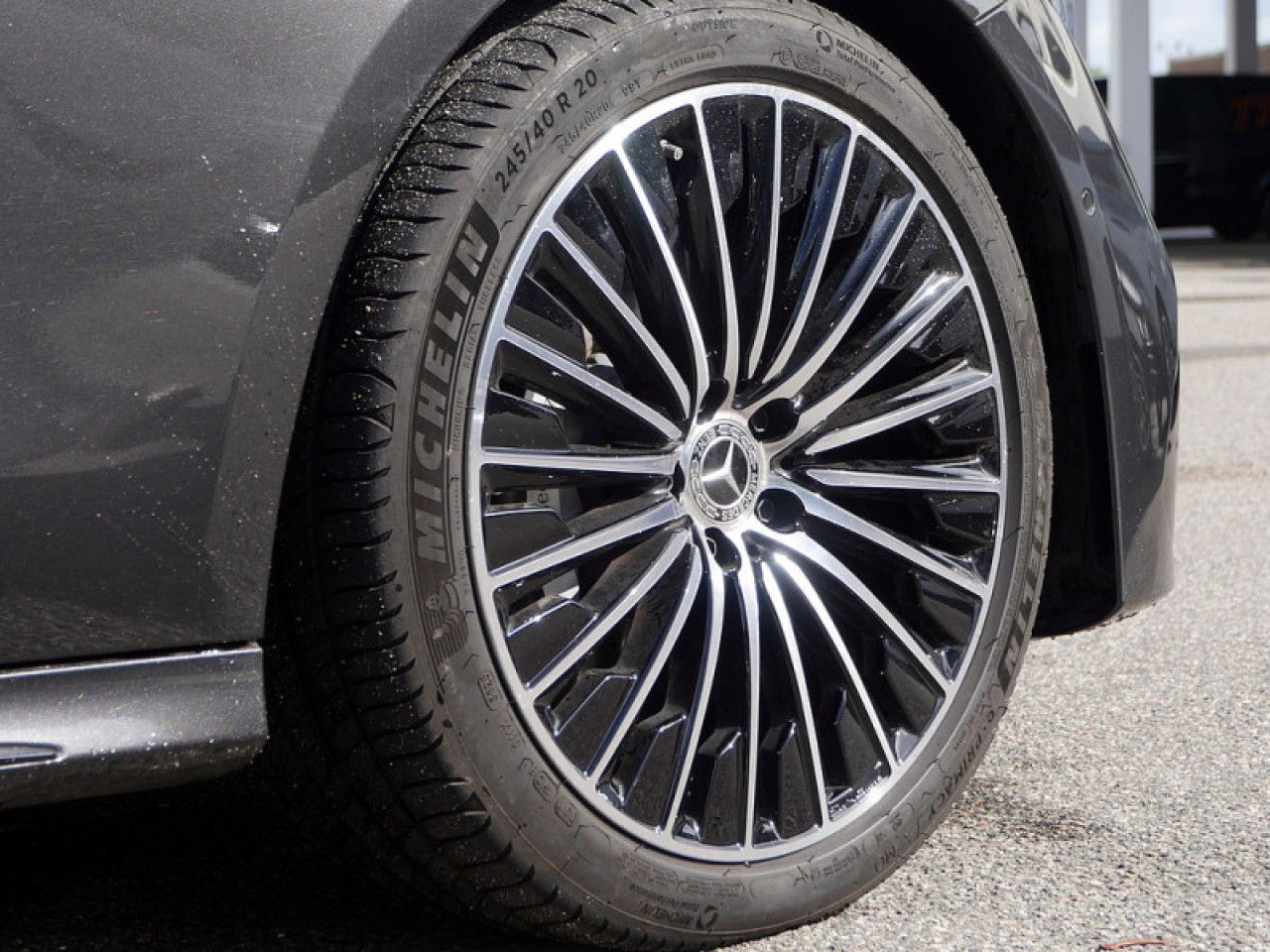 Mercedes-Benz E-Klasse – Bild 10