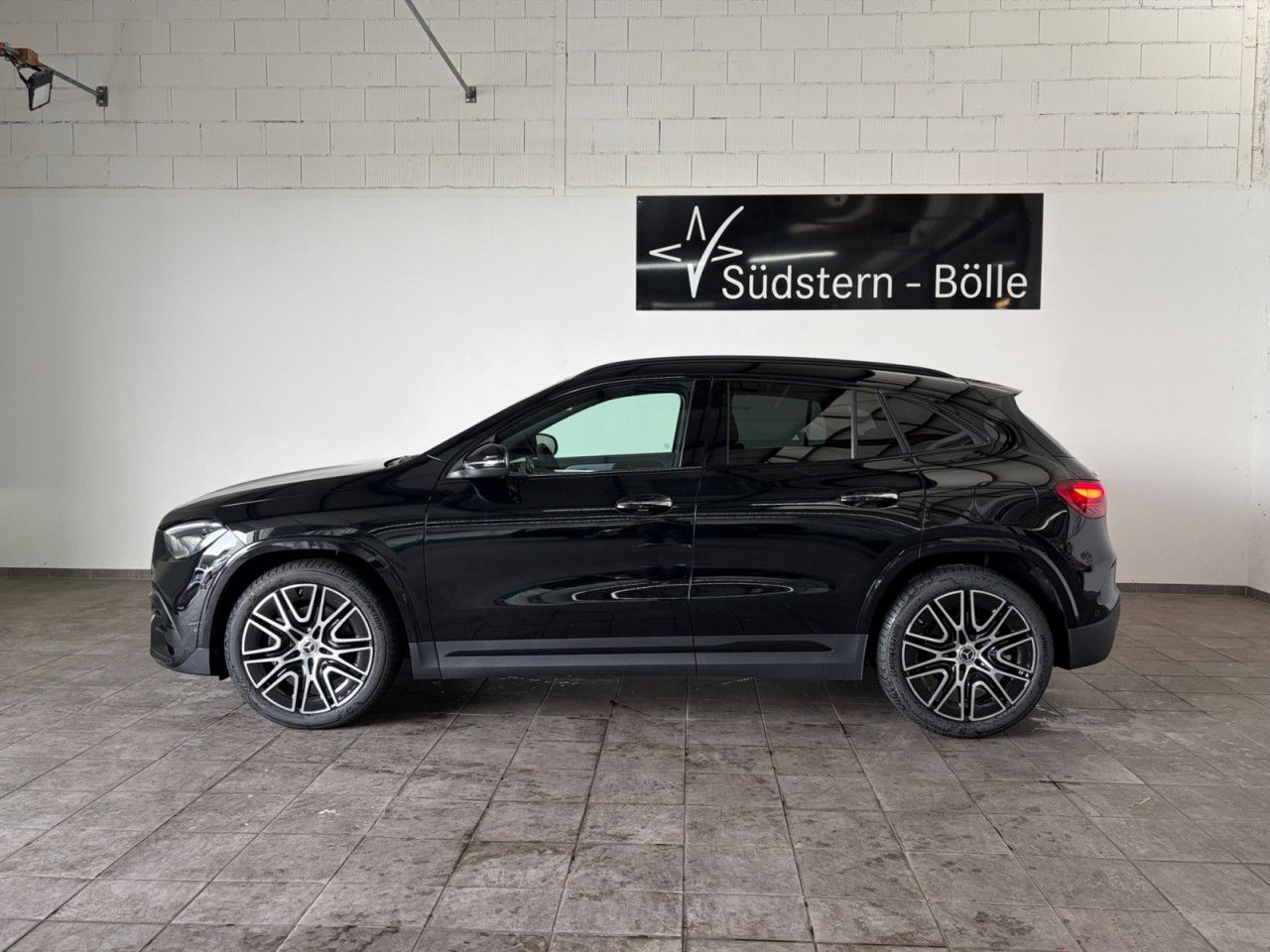 Mercedes-Benz GLA – Bild 2
