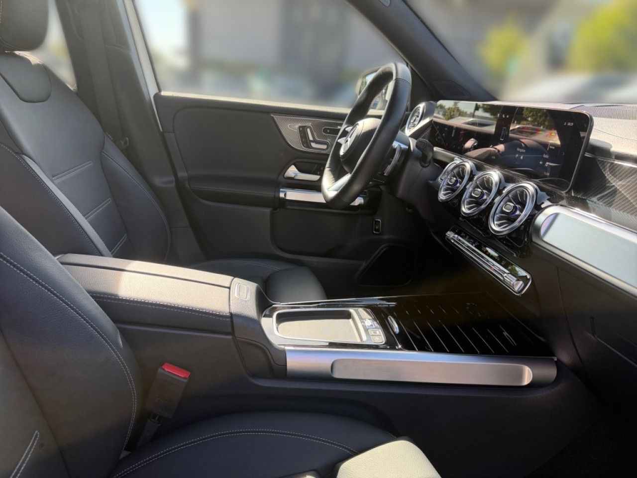 Mercedes-Benz GLB – Bild 10
