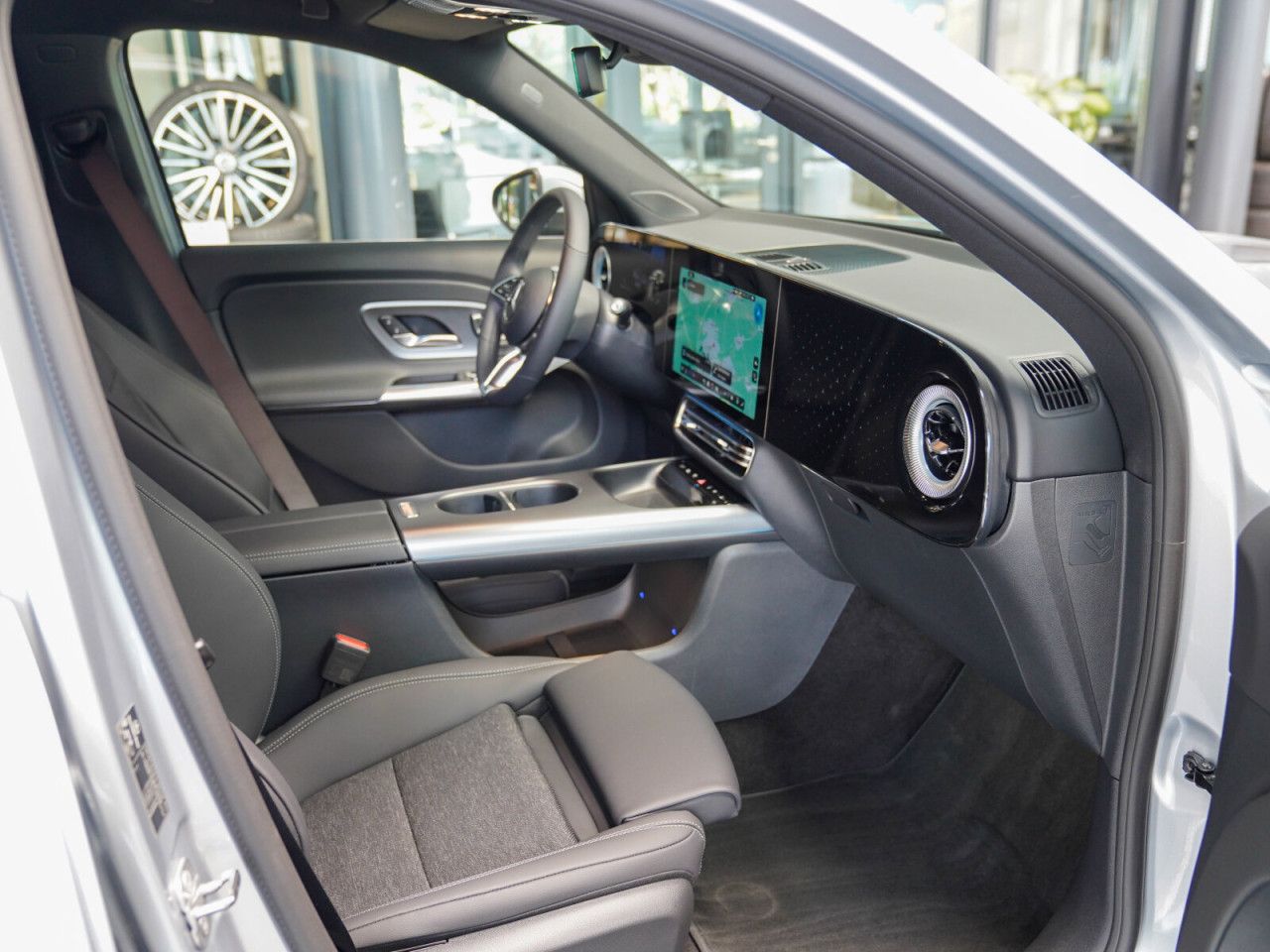 Mercedes-Benz GLB – Bild 11