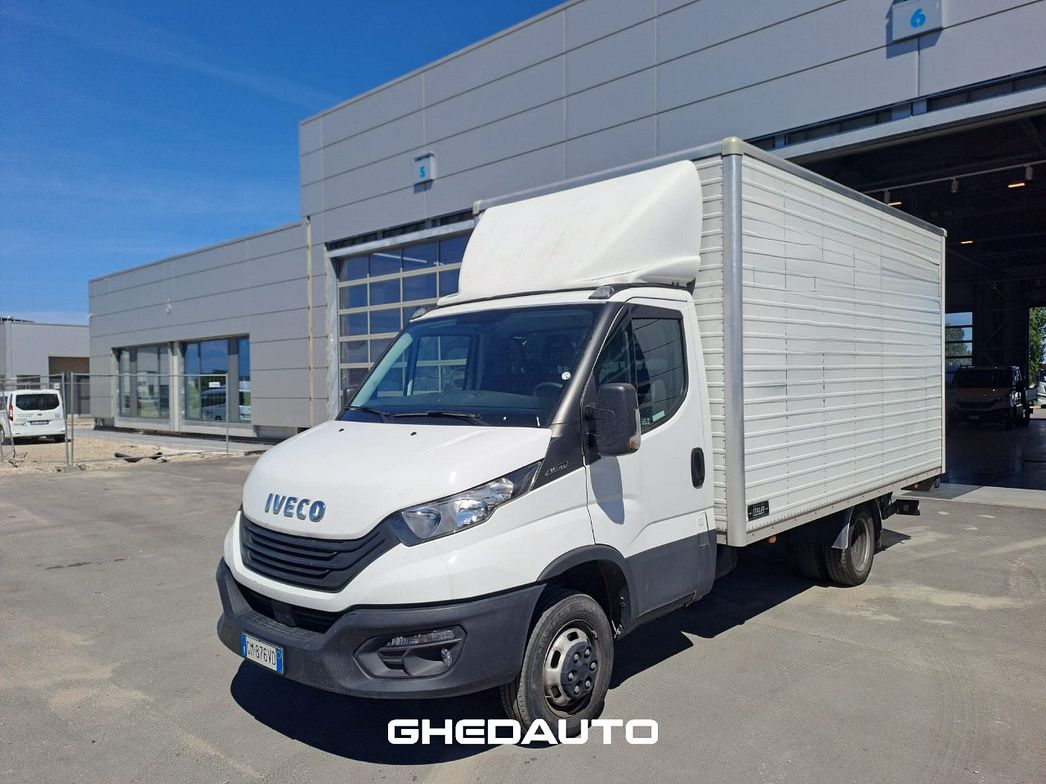 IVECO | 35C14H BOX + SPONDA
