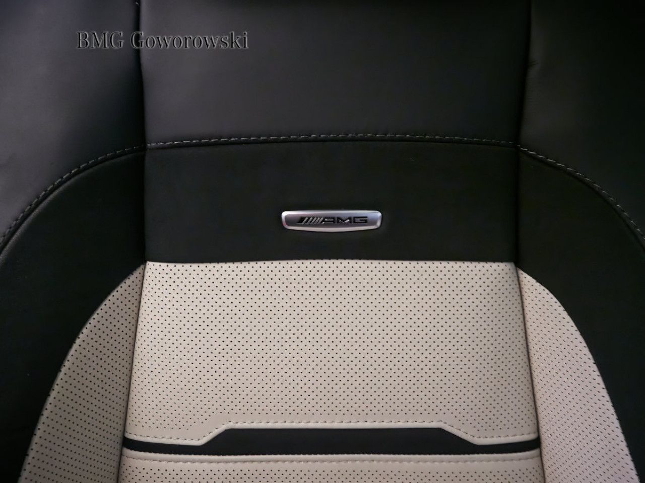 Zdjęcie pojazdu 15 / 19