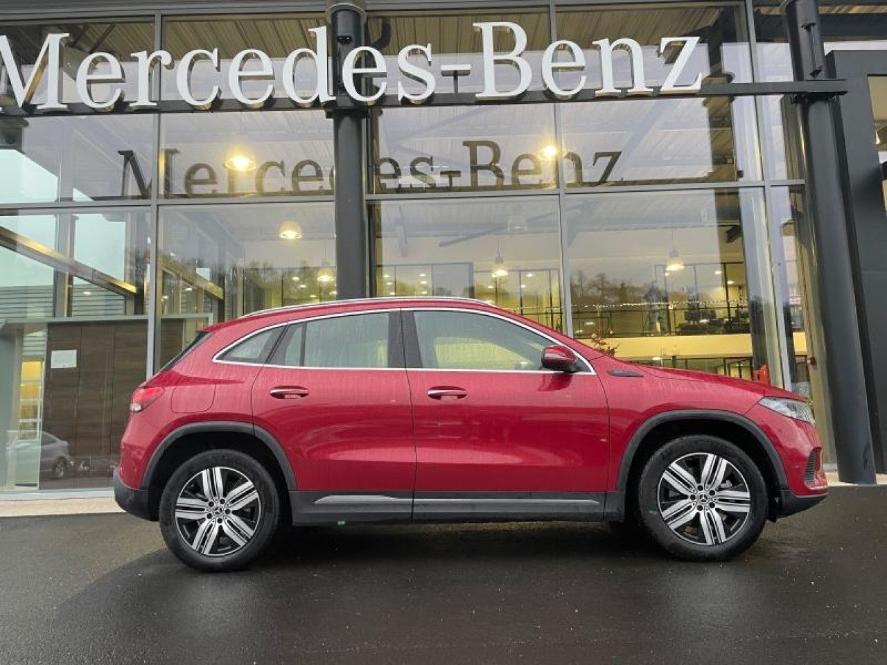 Photo du v&eacute;hicule 3 / 18