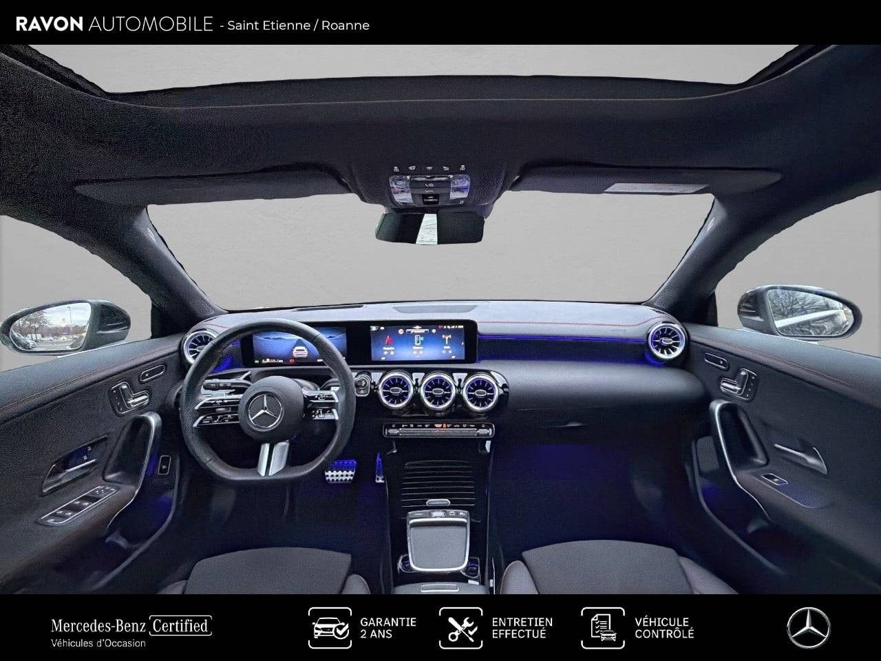 Photo du v&eacute;hicule 3 / 18