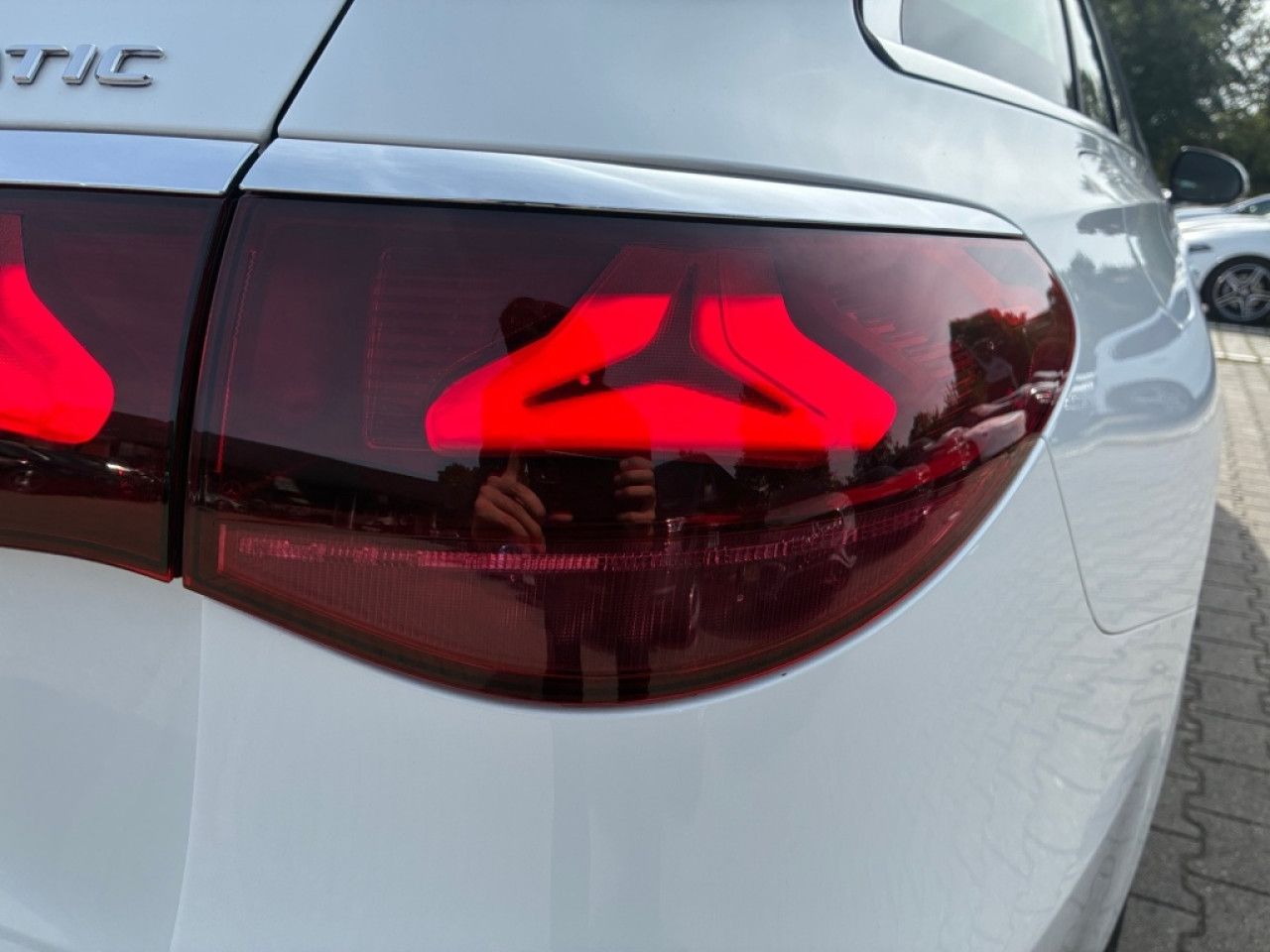 Mercedes-Benz E-Klasse – Bild 11