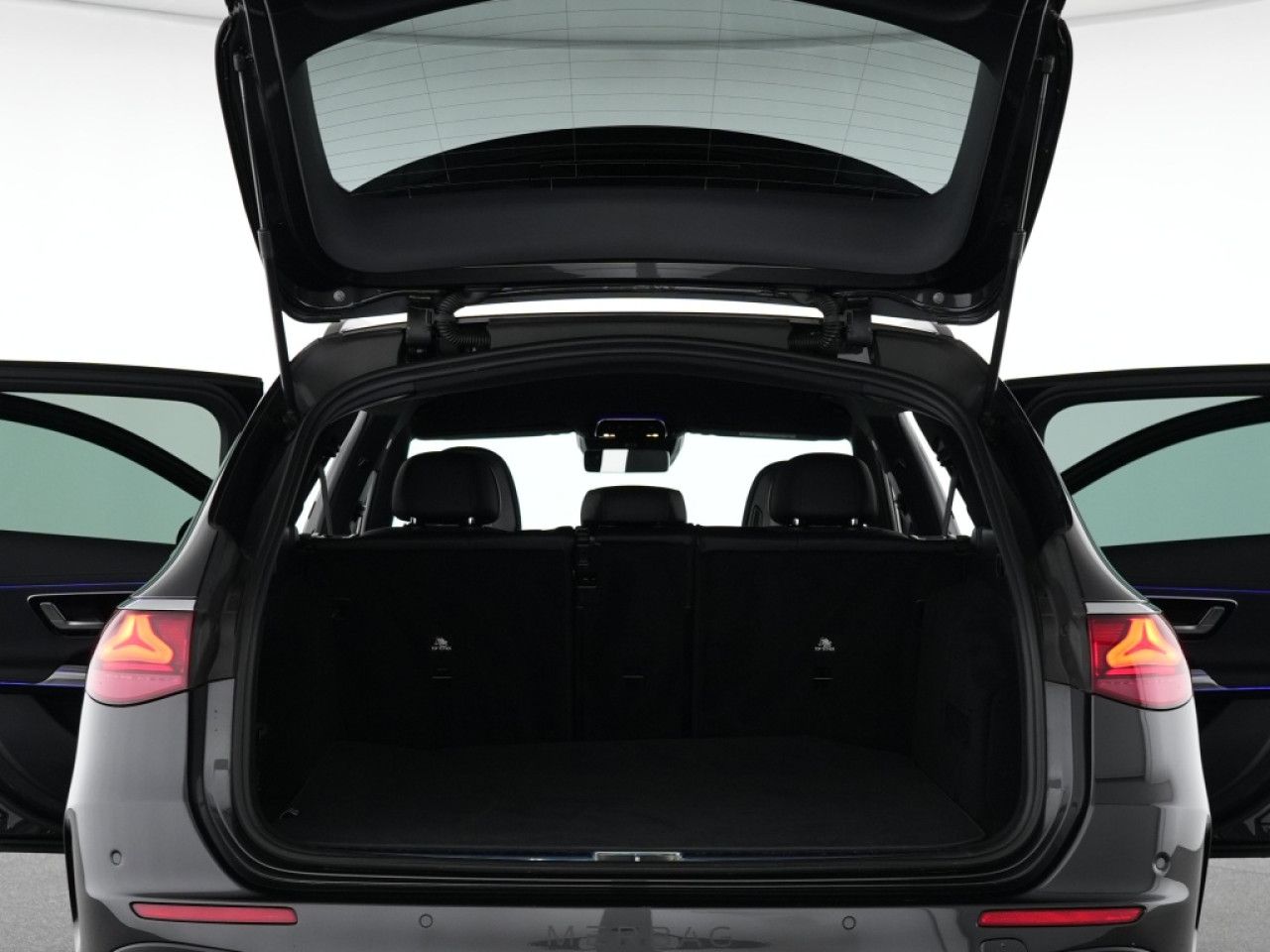 Mercedes-Benz E-Klasse – Bild 15