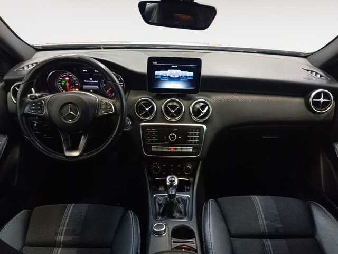 Imagem do veículo 9 / 15