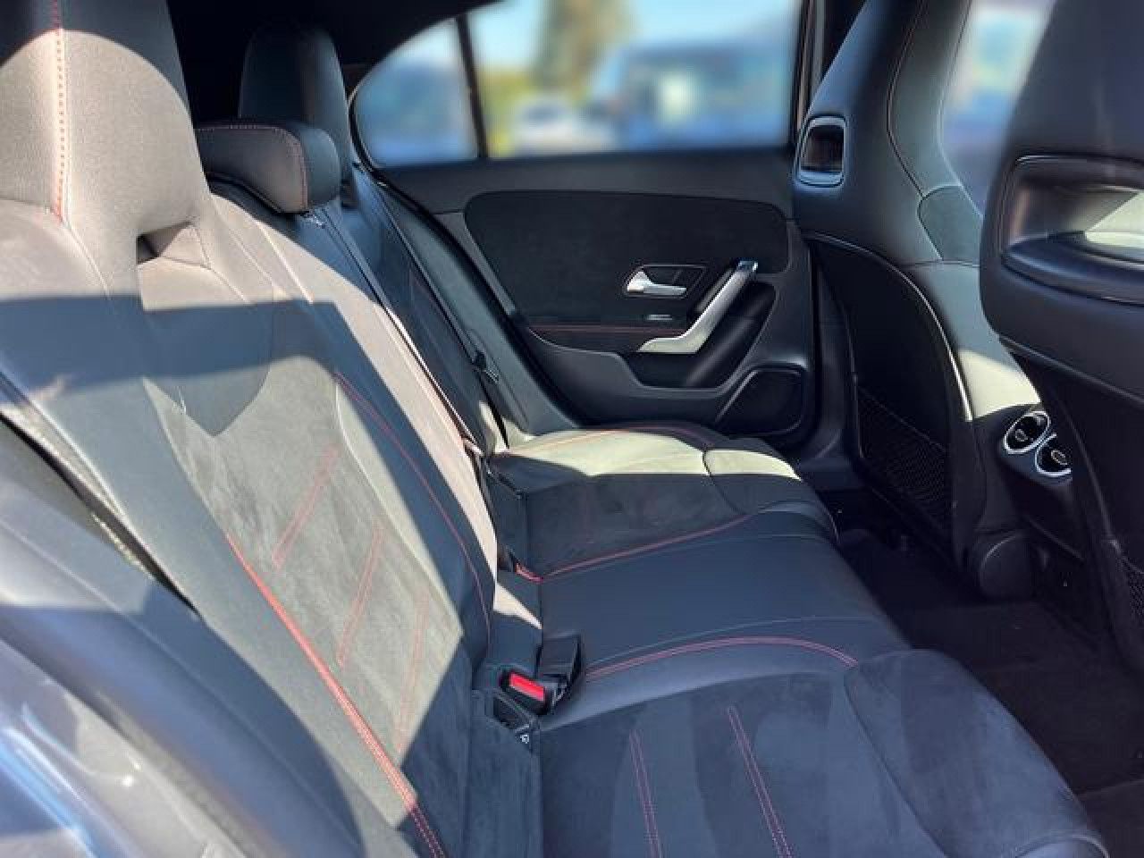 Fahrzeugbild 11 / 14