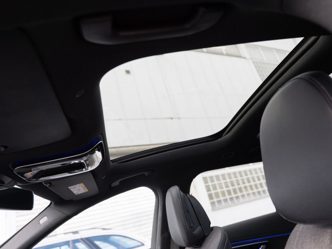 Mercedes-Benz E-Klasse – Bild 21
