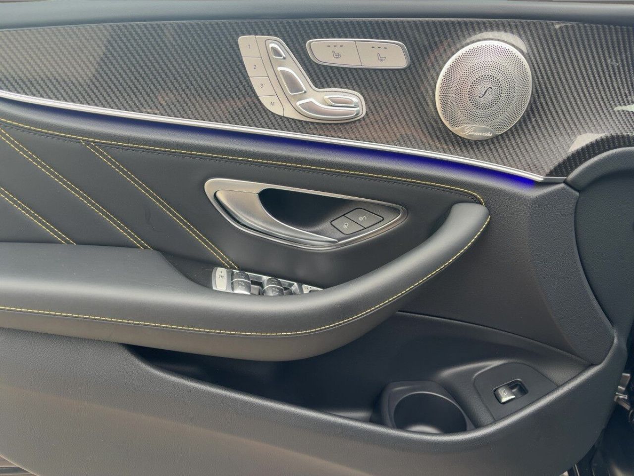 Mercedes-Benz E-Klasse – Bild 12