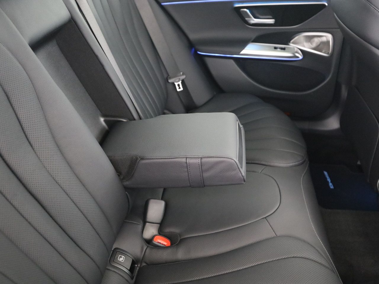Mercedes-Benz E-Klasse – Bild 21