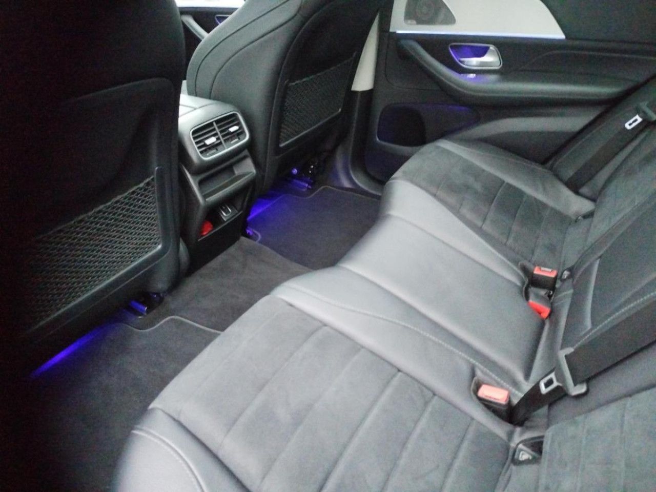 Zdjęcie pojazdu 25 / 28