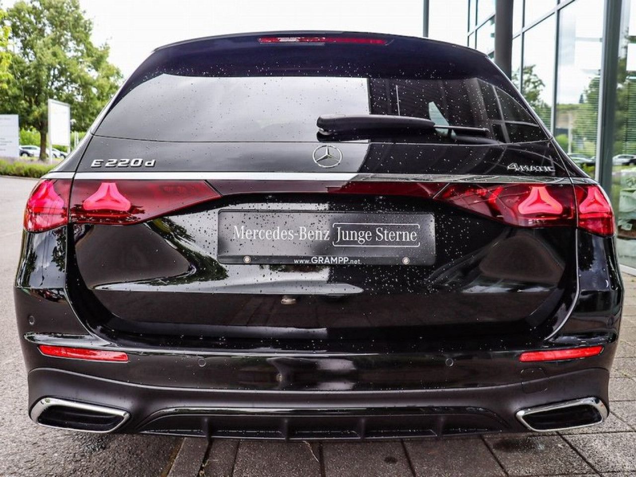Mercedes-Benz E-Klasse – Bild 4
