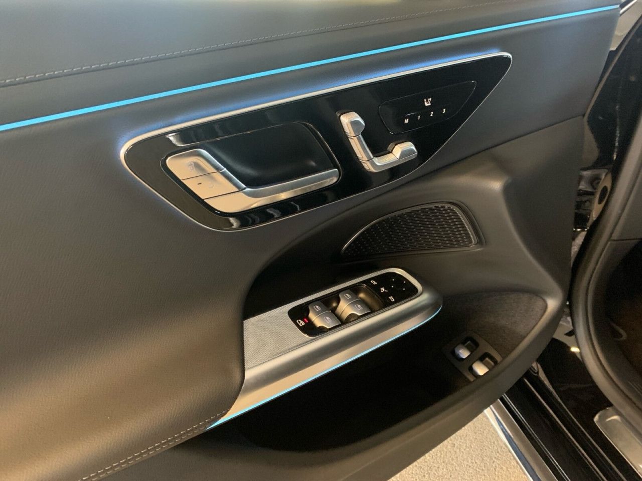Mercedes-Benz E-Klasse – Bild 14