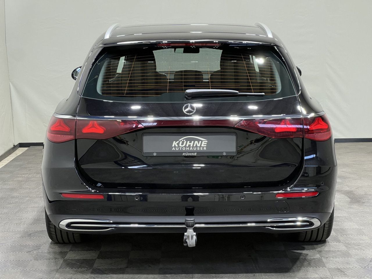 Mercedes-Benz E-Klasse – Bild 13