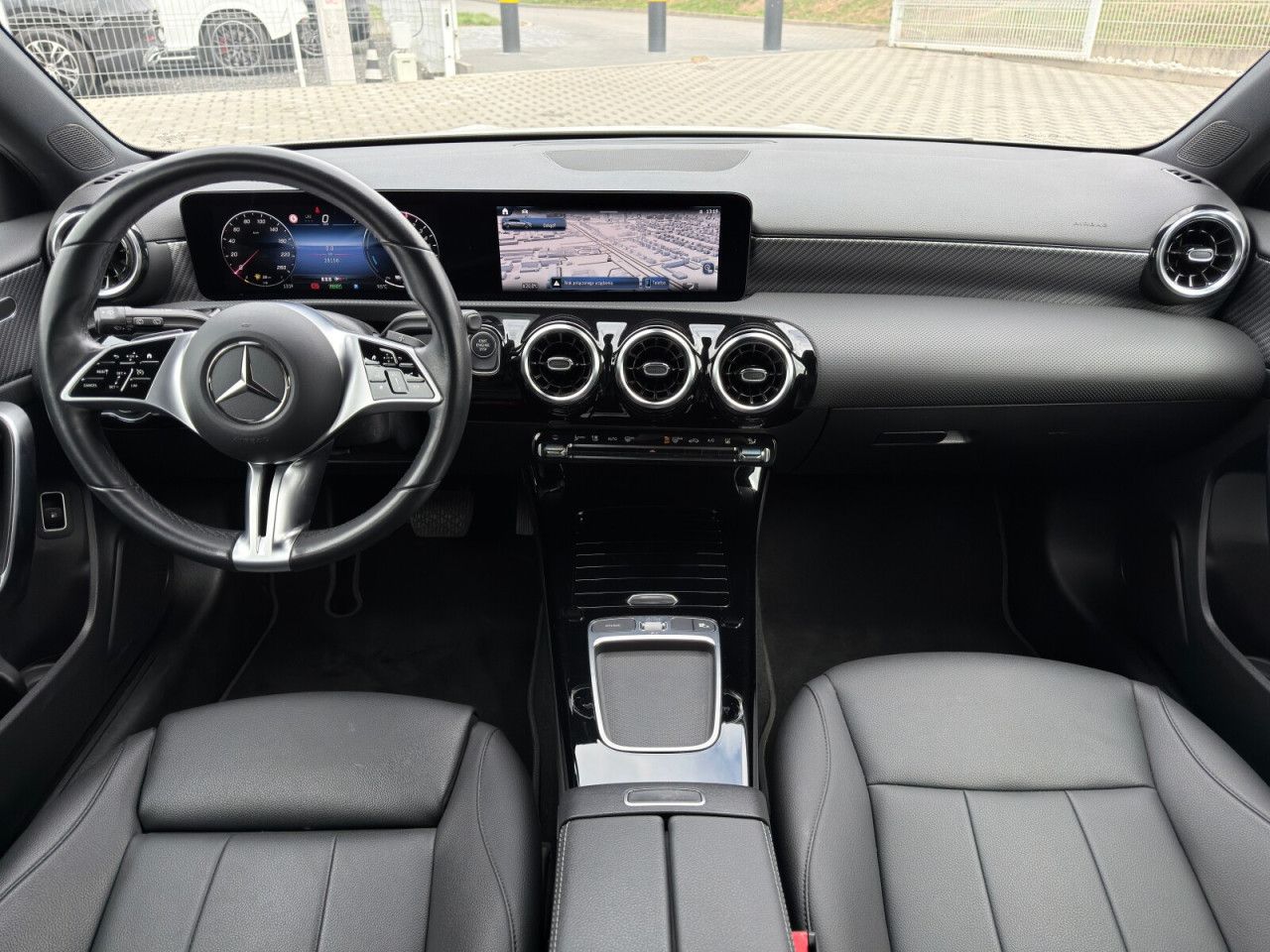 Zdjęcie pojazdu 5 / 6