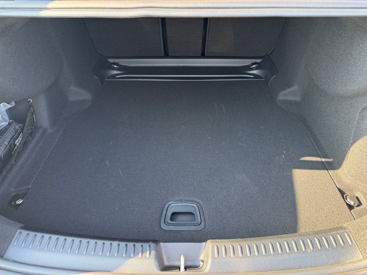 Mercedes-Benz E-Klasse – Bild 12
