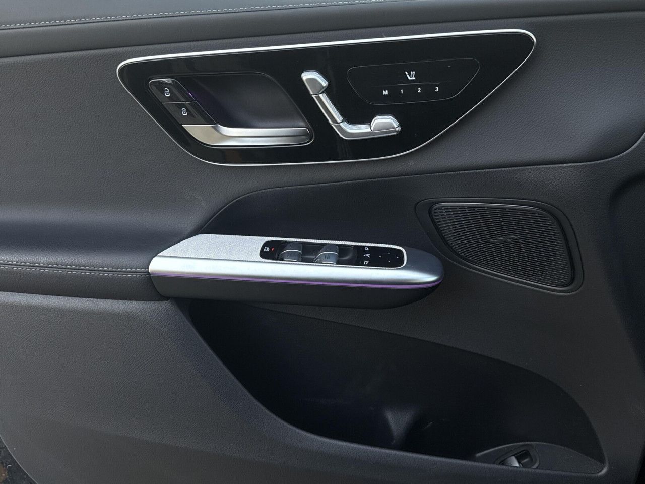 Zdjęcie pojazdu 19 / 22