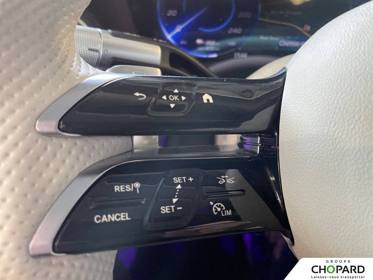 Photo du v&eacute;hicule 16 / 18