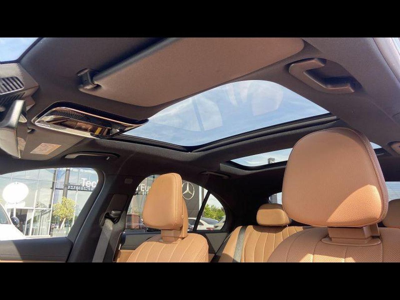 Photo du v&eacute;hicule 15 / 18