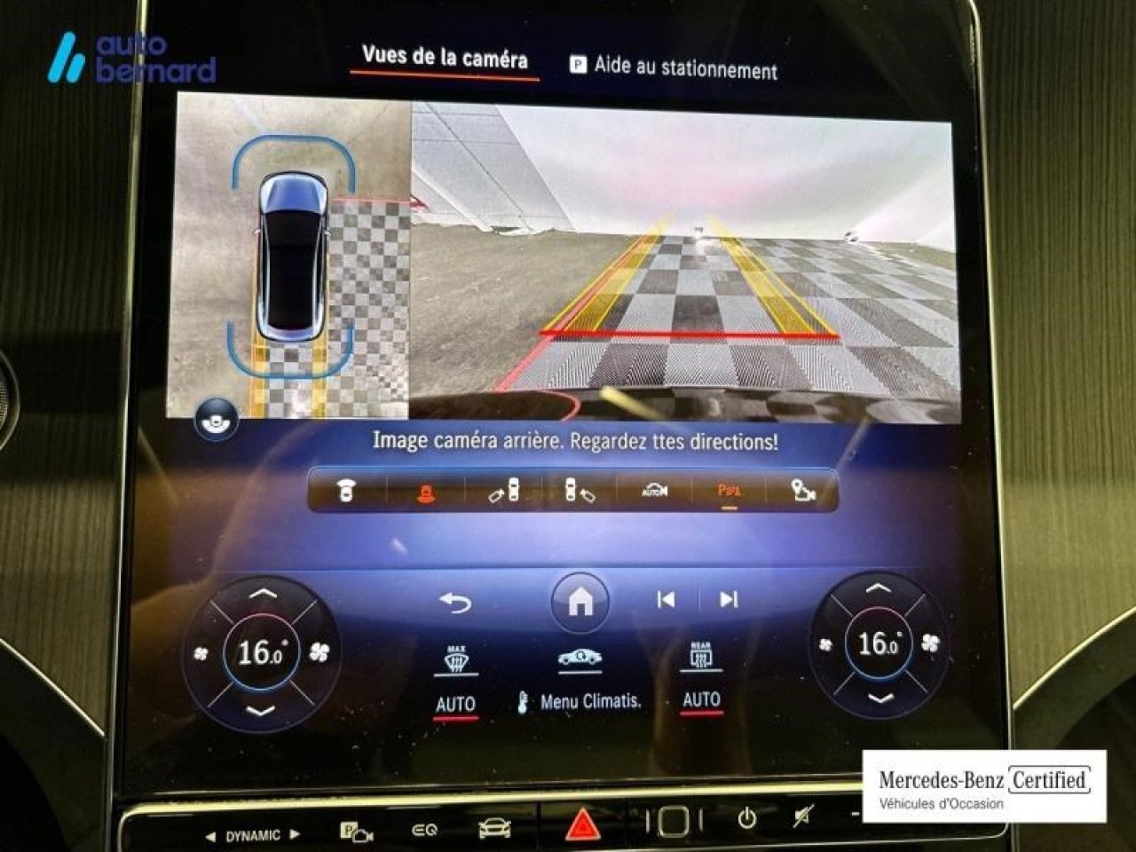 Photo du v&eacute;hicule 16 / 18