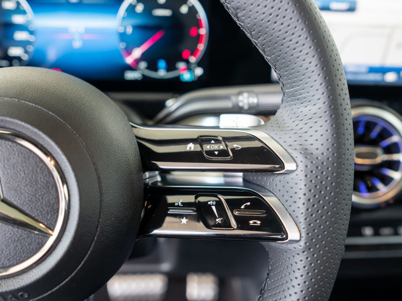 Mercedes-Benz GLB – Bild 18