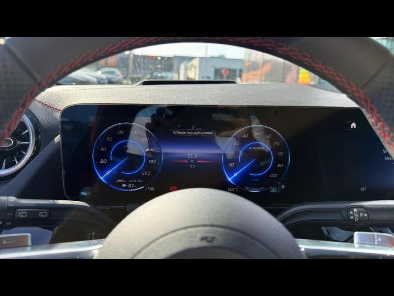 Photo du v&eacute;hicule 9 / 18