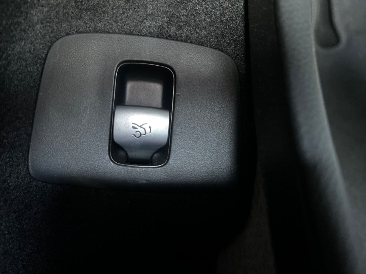 Mercedes-Benz E-Klasse – Bild 29
