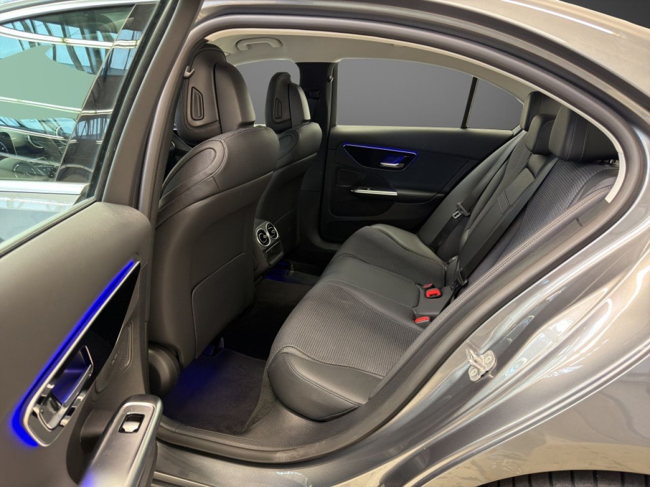 Mercedes-Benz C-Klasse – Bild 8