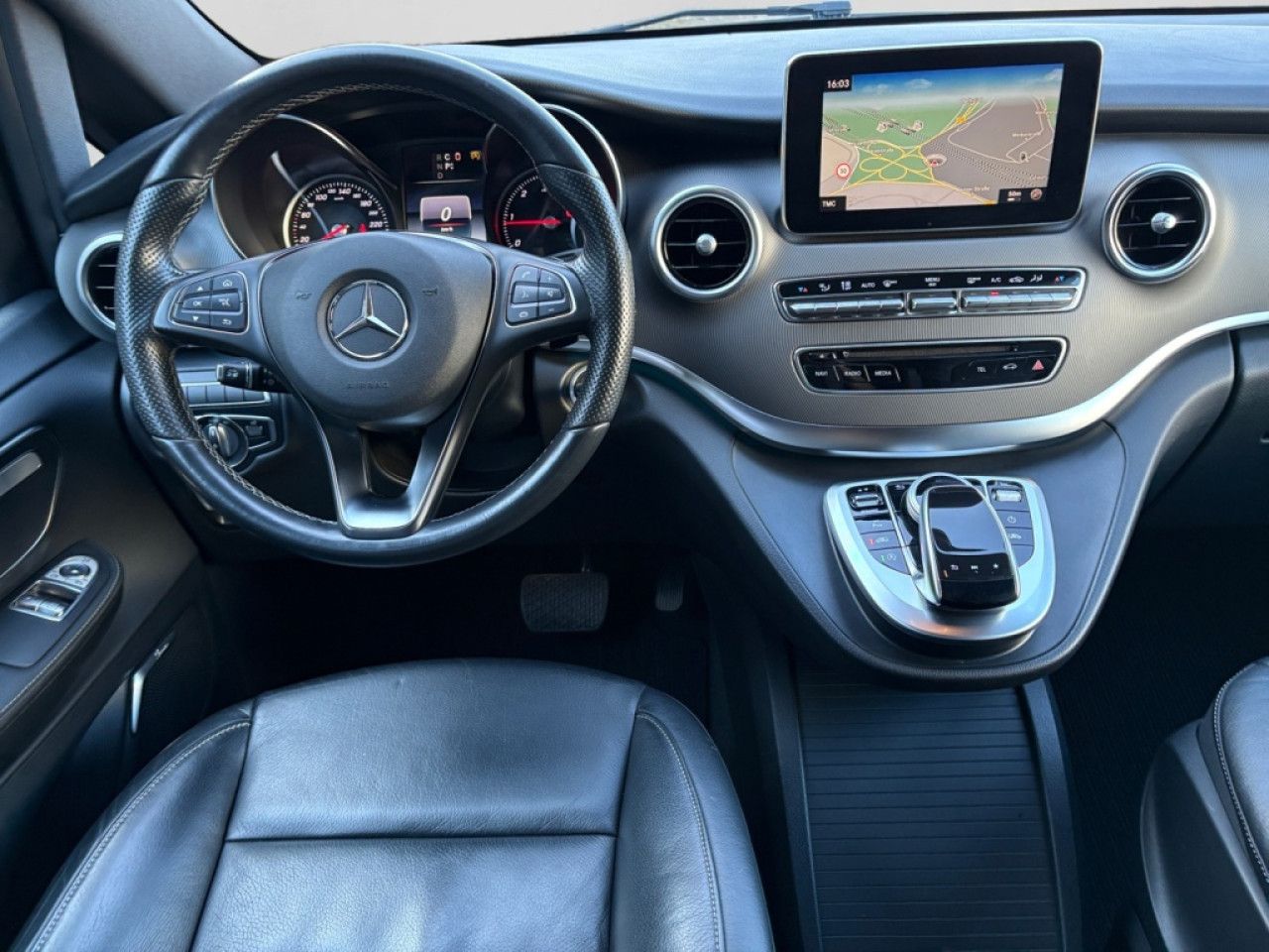 Fahrzeugbild 10 / 16