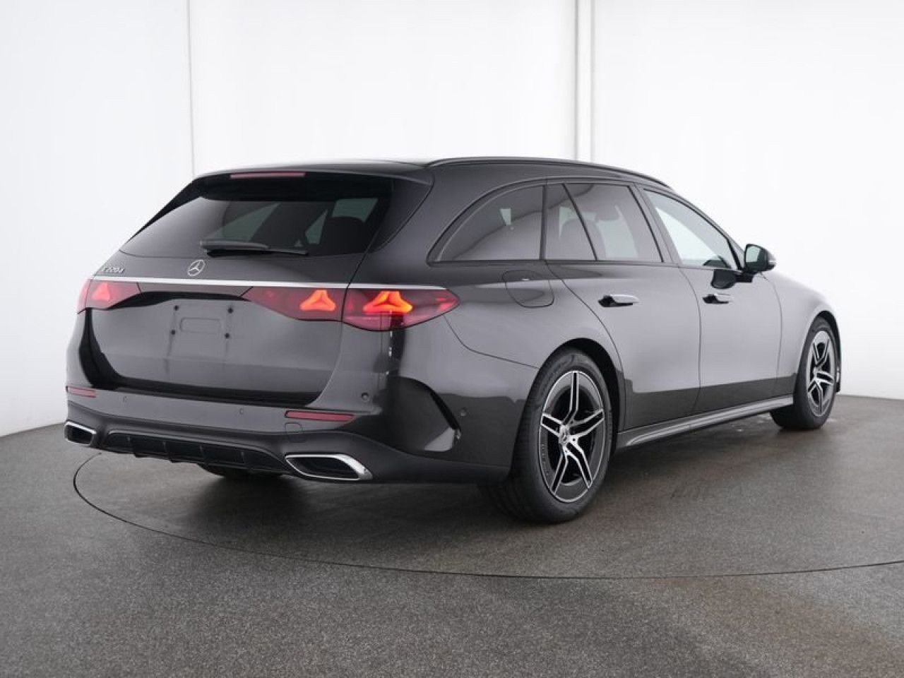 Mercedes-Benz E-Klasse – Bild 4