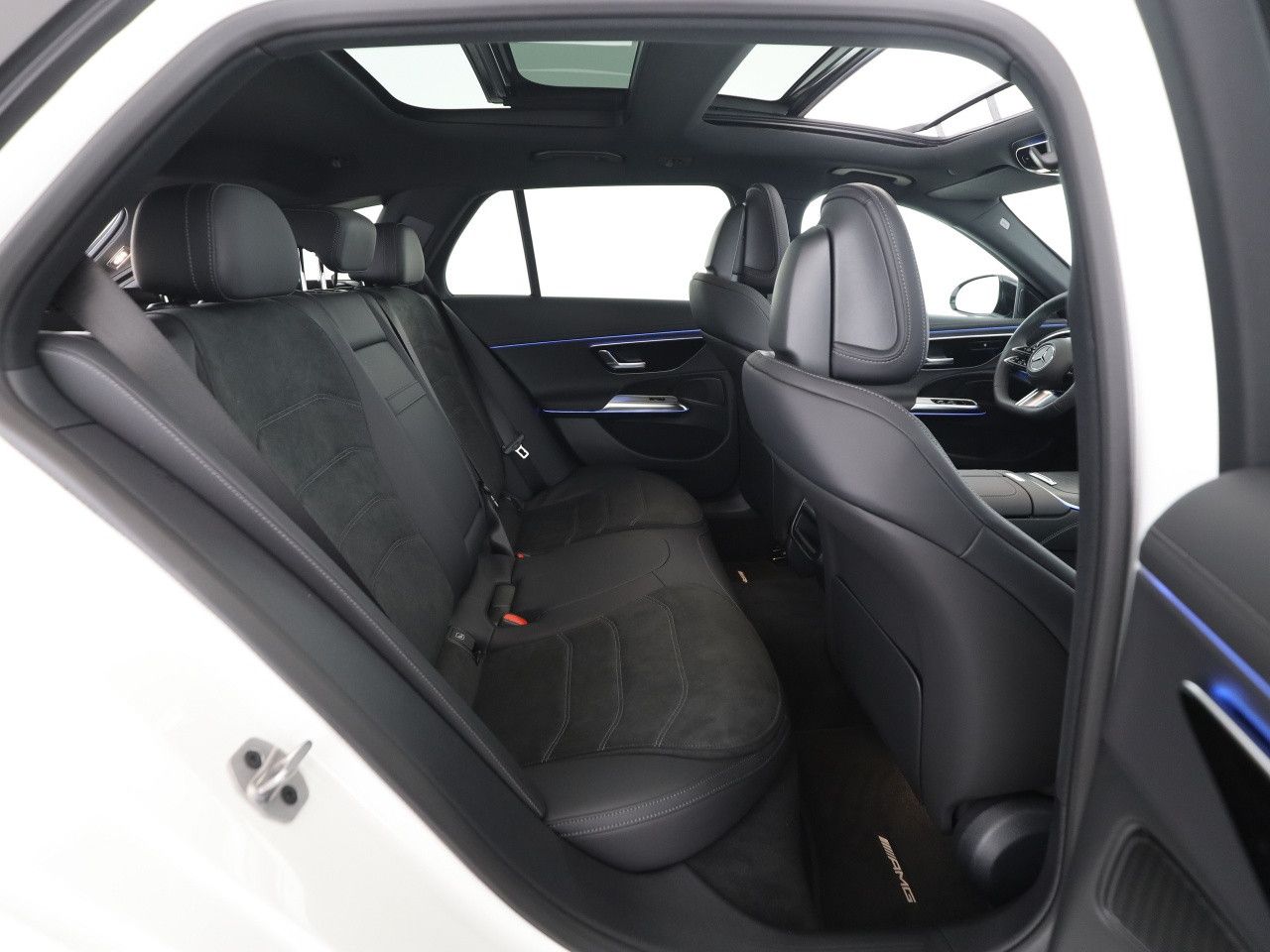 Mercedes-Benz E-Klasse – Bild 14