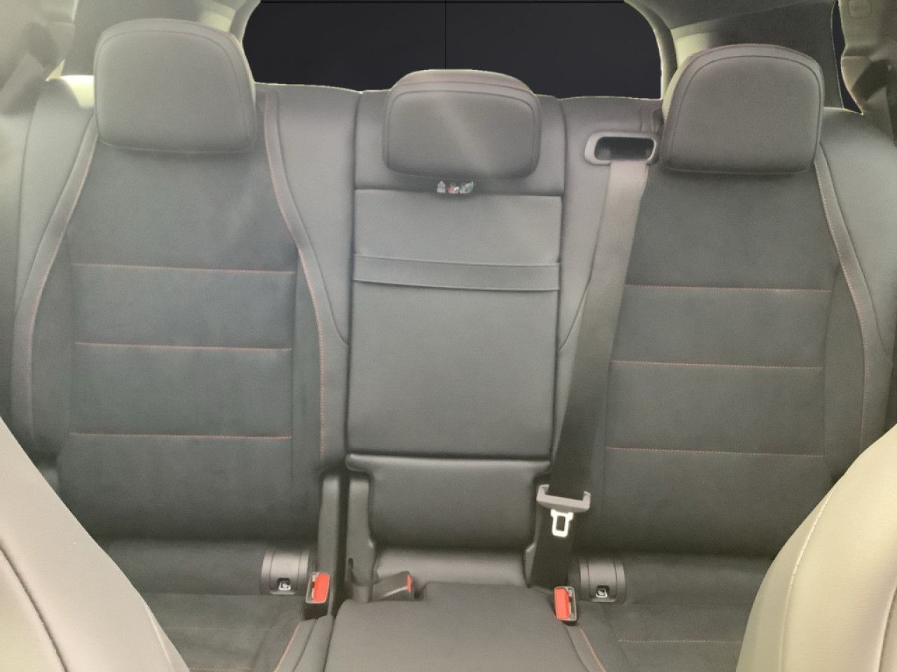 Mercedes-Benz GLB – Bild 13