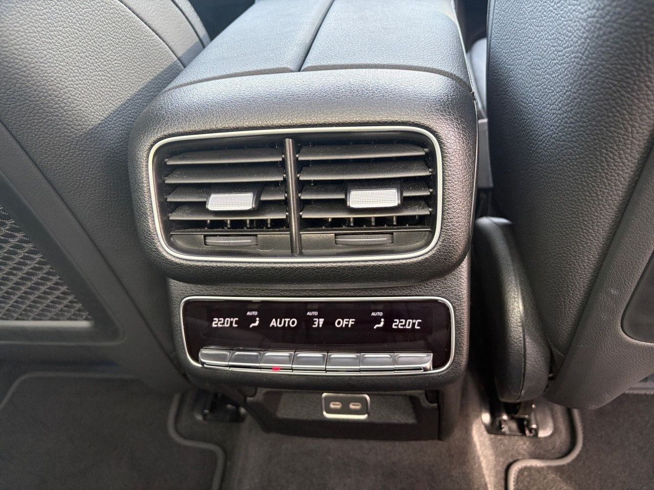 Fahrzeugbild 28 / 29