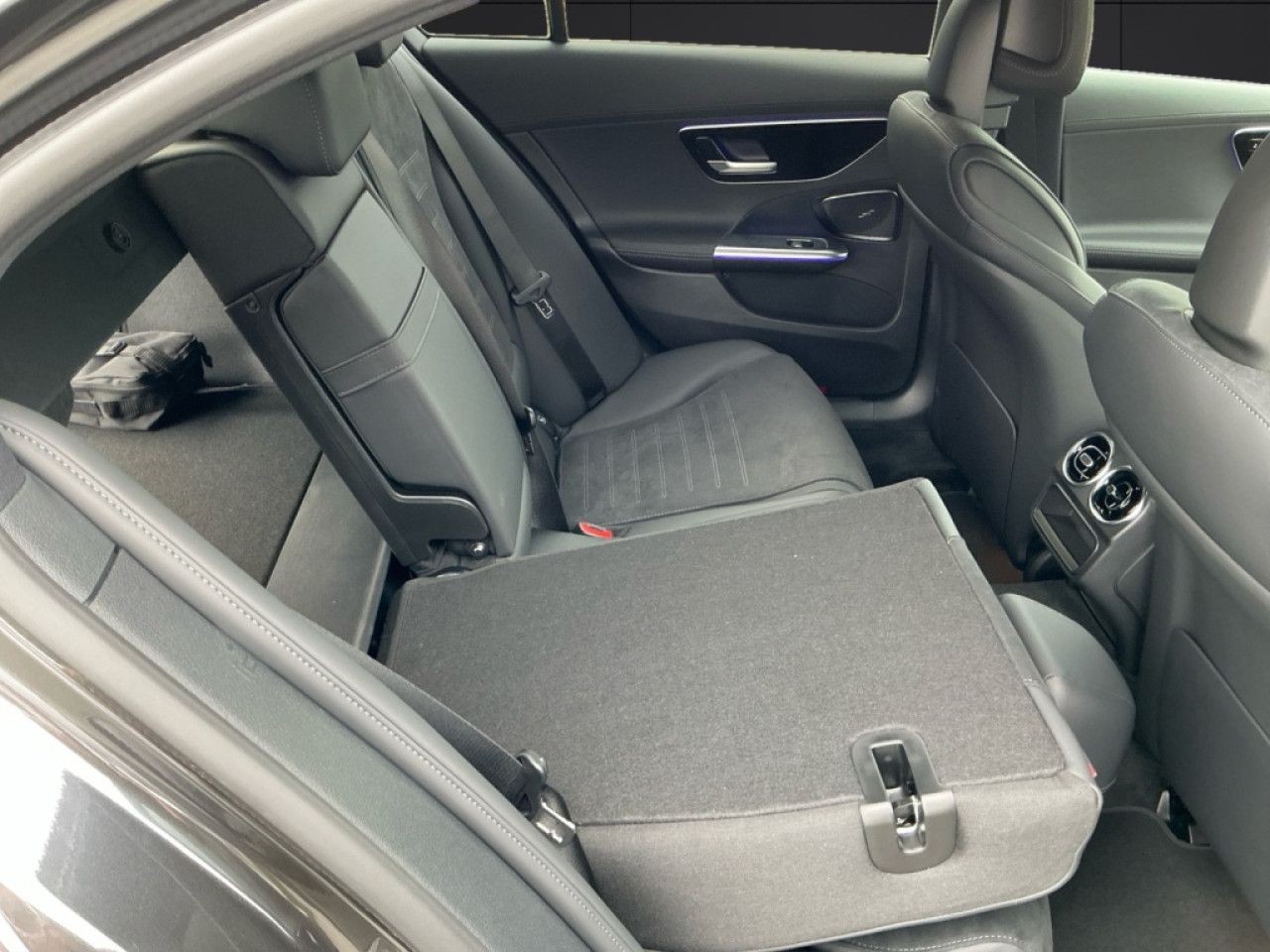 Mercedes-Benz C-Klasse – Bild 16