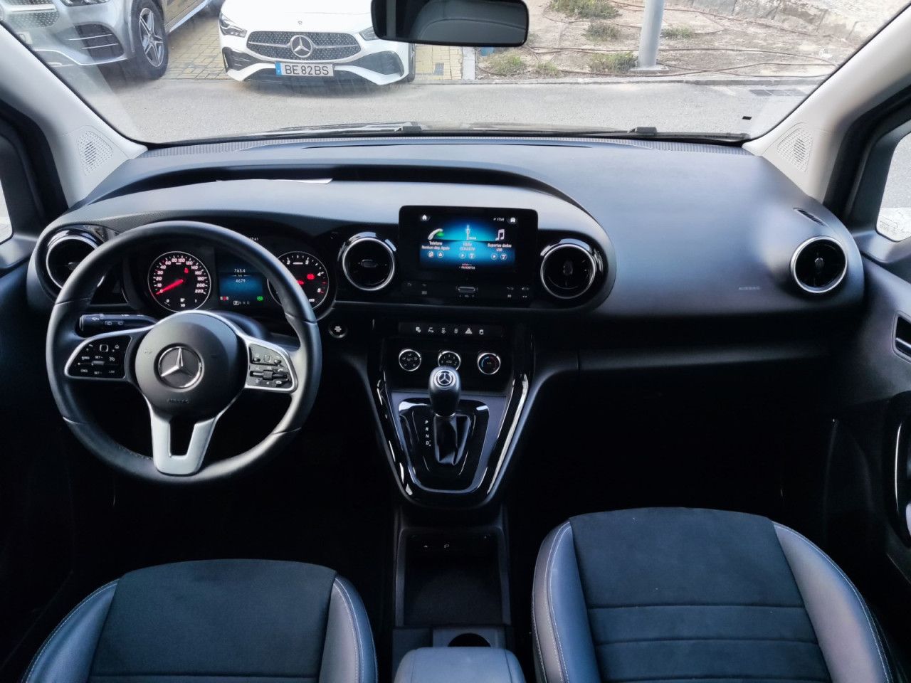 Imagem do veículo 3 / 12