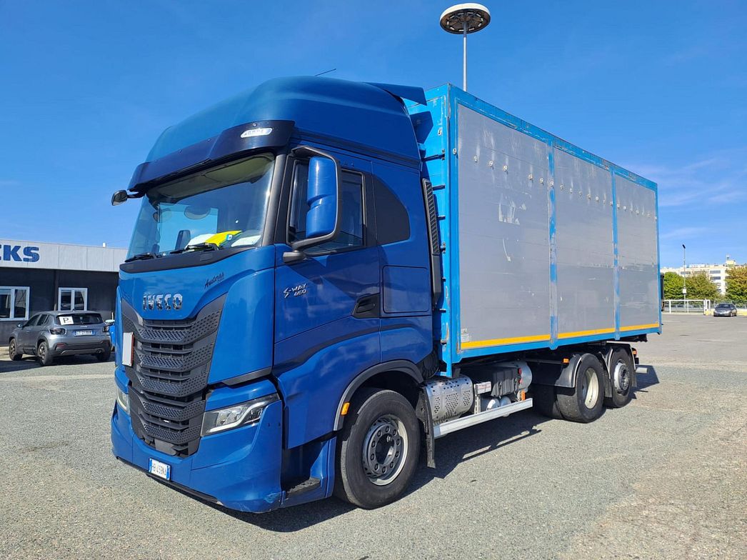 IVECO | S-WAY AS260S46 Y/FP