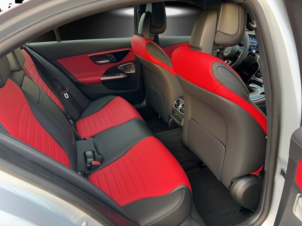 Mercedes-Benz C-Klasse – Bild 14